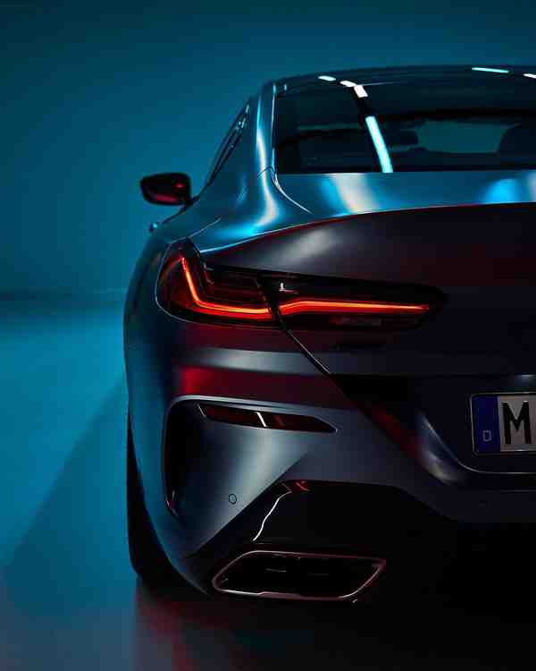 Blues of magnificence The BMW 8 Series Coupé THE8