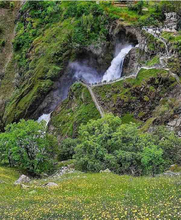 آبشار زیبای شلماش   سردشت  آذربایجان غربی  آبشار 