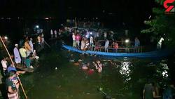 غرق شدن قایق مسافربری با 20 کشته در بنگلادش