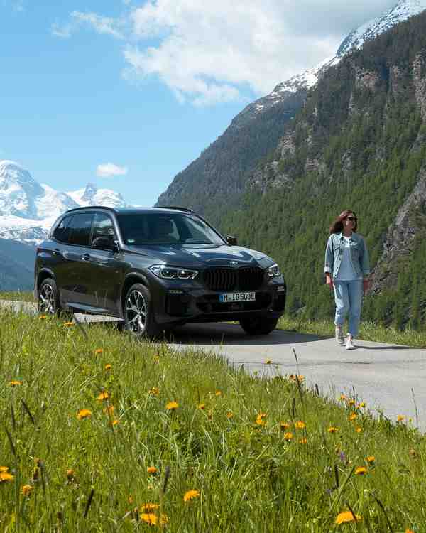 Swipe for 'Wow now that's a view'  The BMW X5 Plu