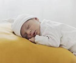 10 راهکار ساده برای تنظیم خواب نوزاد