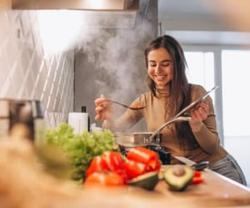 اشتباهات بزرگ شما در آشپزی و آماده سازی غذا  اشتب