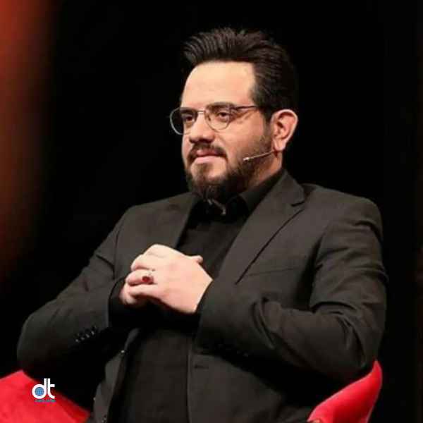 تهیه‌کننده گاندو دبیر جشنواره فجر شد  ️ محمد خزاع