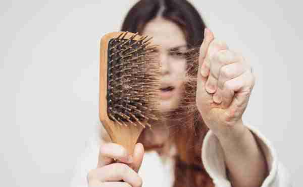 علت ریزش موی شدید چیست