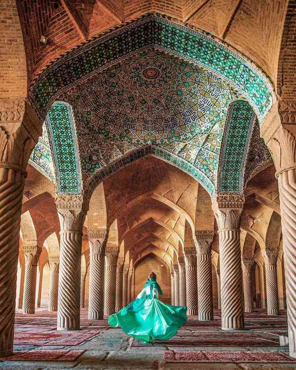 Vakil Mosque Symbol of Iranian Art  مسجد وکیل نما