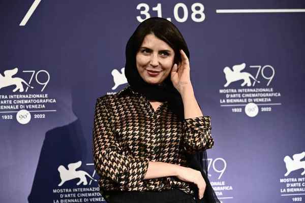 لیلا حاتمی در فوتوکال داوران در جشنواره  ونیز  دن