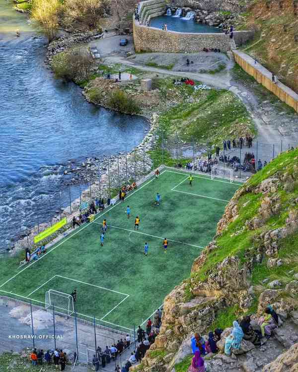 بکرترین زمین فوتبال جهان در ایران